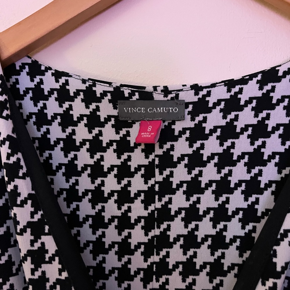 Vince Camuto Houndstooth Faux Wrap Dress Size 8 Dolman Sleeve Black White Office - Picture 2 of 8
